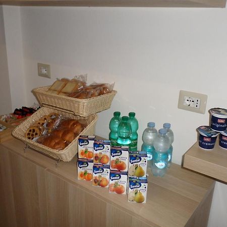 B&B Mansarda Del Sole Naples Extérieur photo