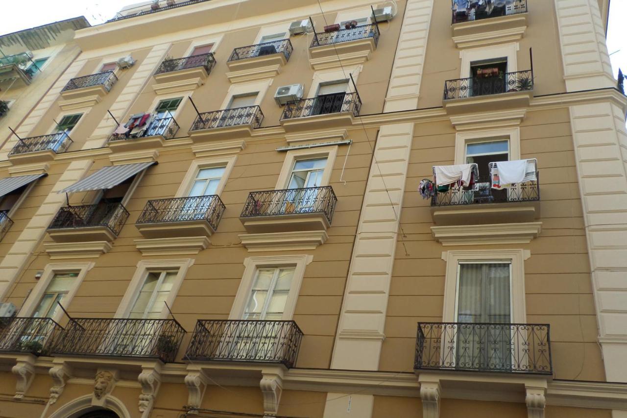 B&B Mansarda Del Sole Naples Extérieur photo
